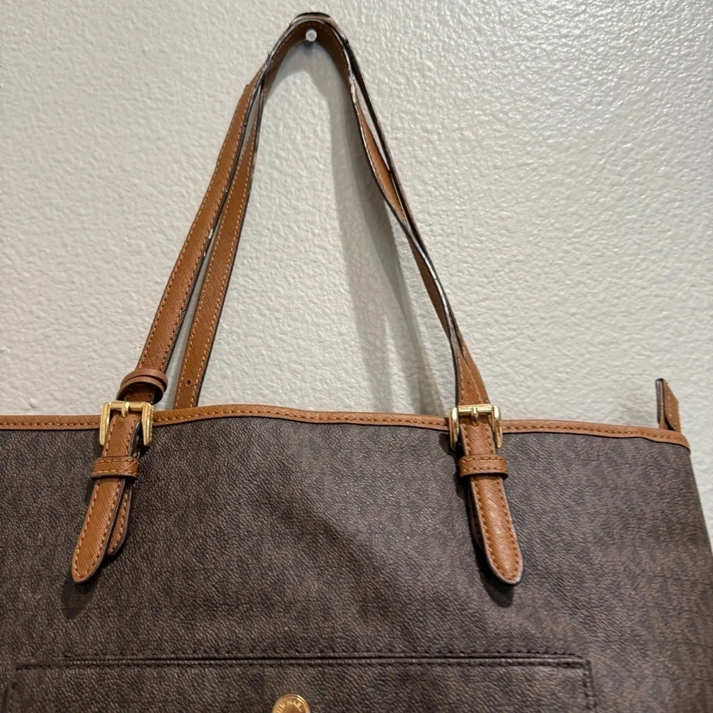 Michael Kors Tote Bag Monogram Large Brown Tan Pockets